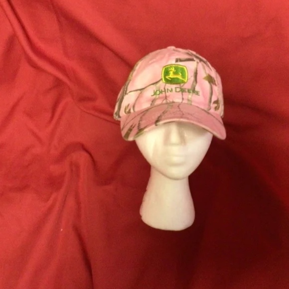 Ladies JOHN DEERE hat - Picture 1 of 3